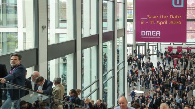 Eingang Messe Süd, Banner mit dem Datum der DMEA 2024