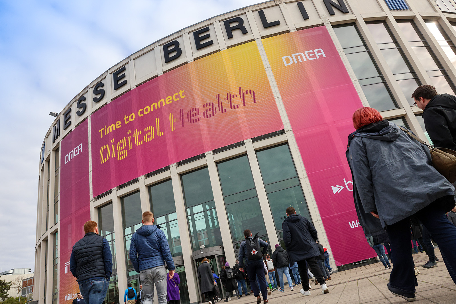 Front view of the South Entrance at Messe Berlin with the DMEA mega banner. Front view of the South Entrance at Messe Berlin with the DMEA mega banner.