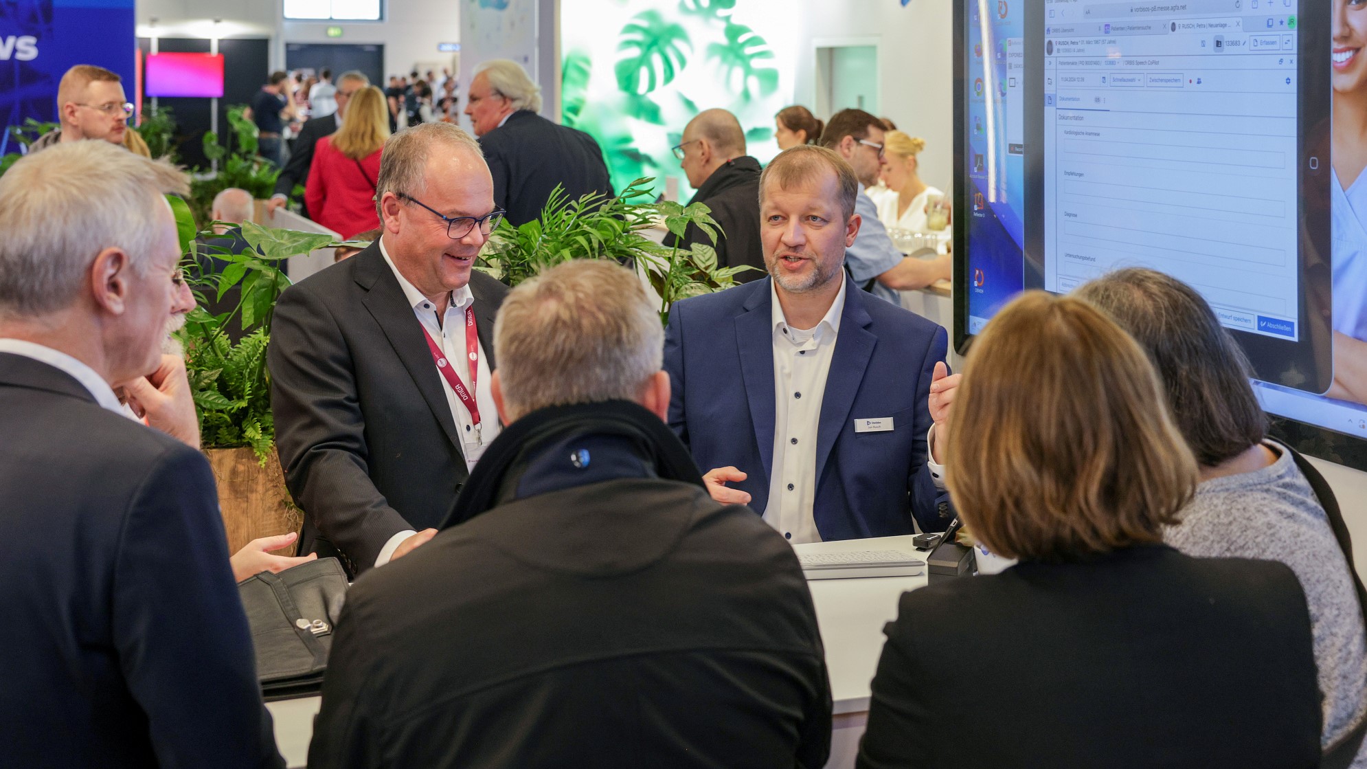 Gruppe Personen im Gespräch